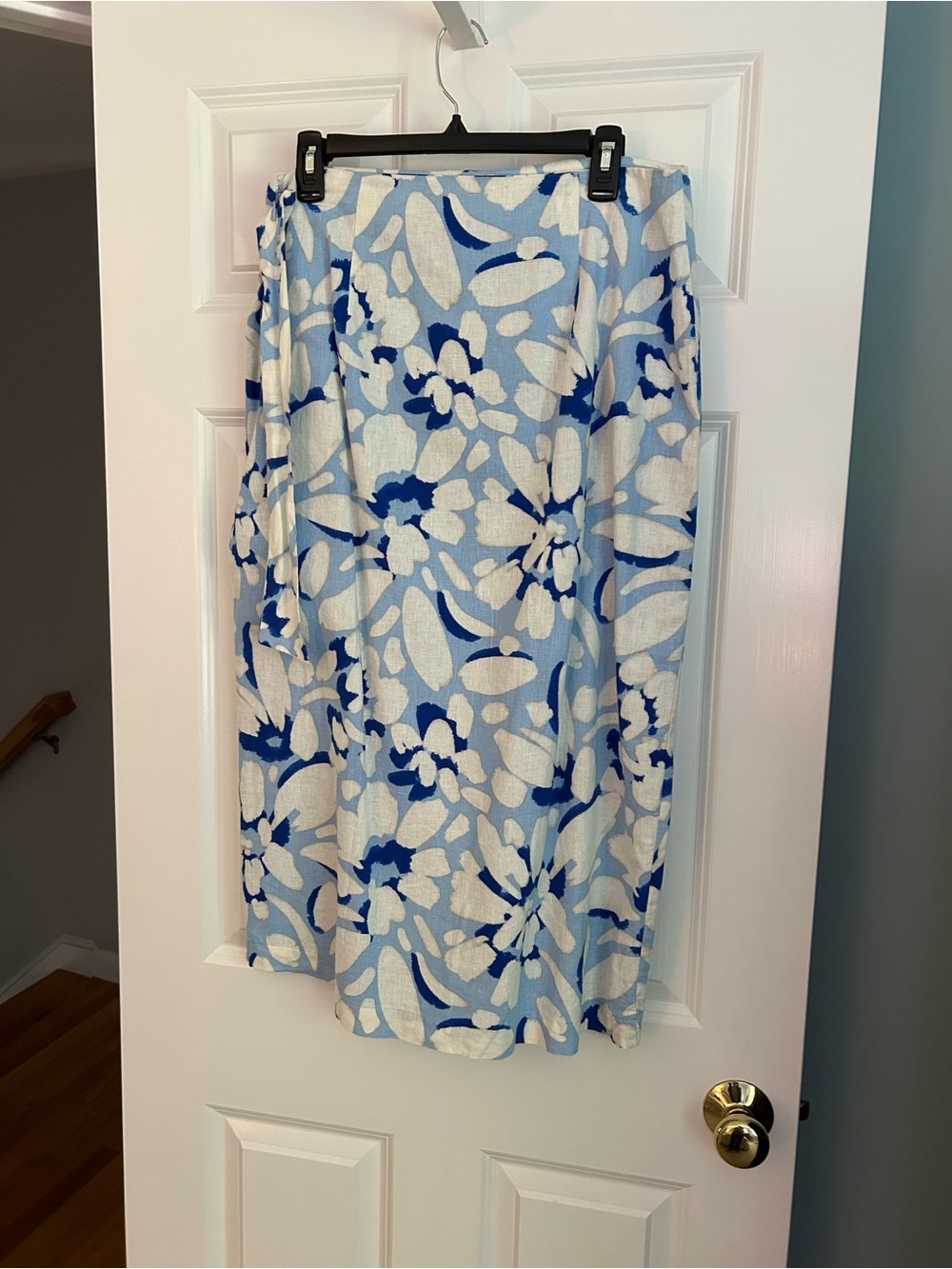 LOFT Light Blue and Cobalt Floral Skirt